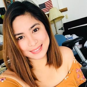 Meet your Posher, Aprille